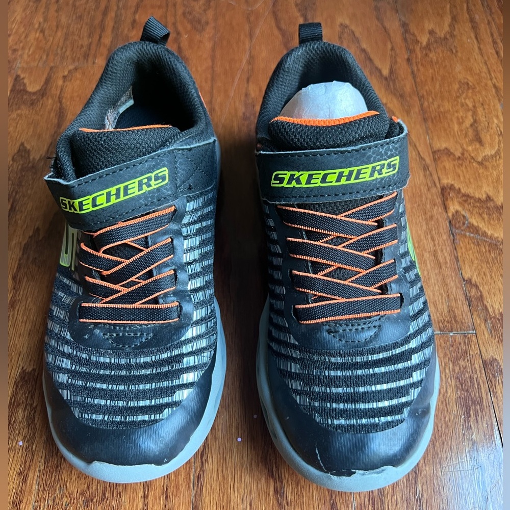 Skechers Kids Light-Up Sneakers Black & Orange - Picture 2 of 8